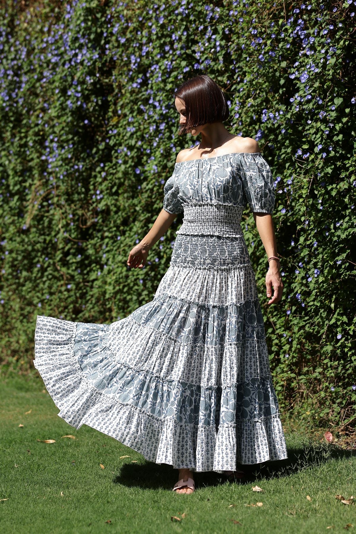 #color_blue marigold