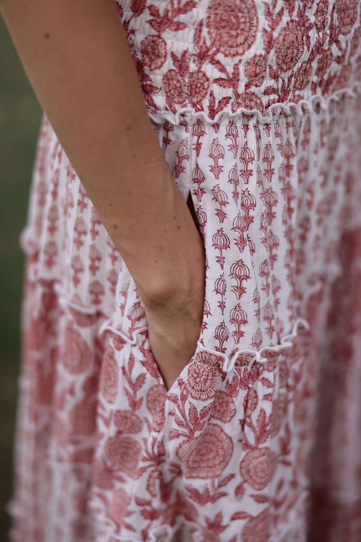 #color_pink marigold