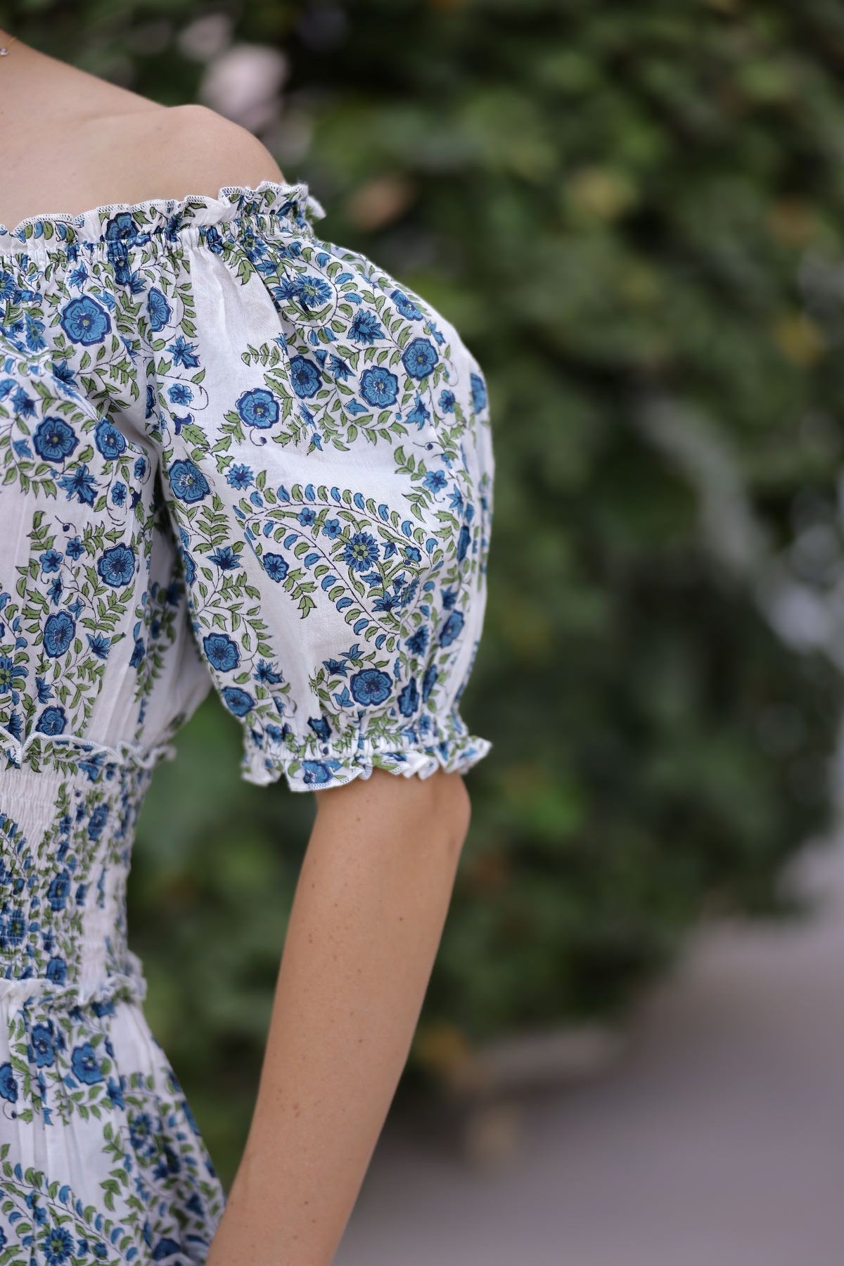 #color_blue green paisley