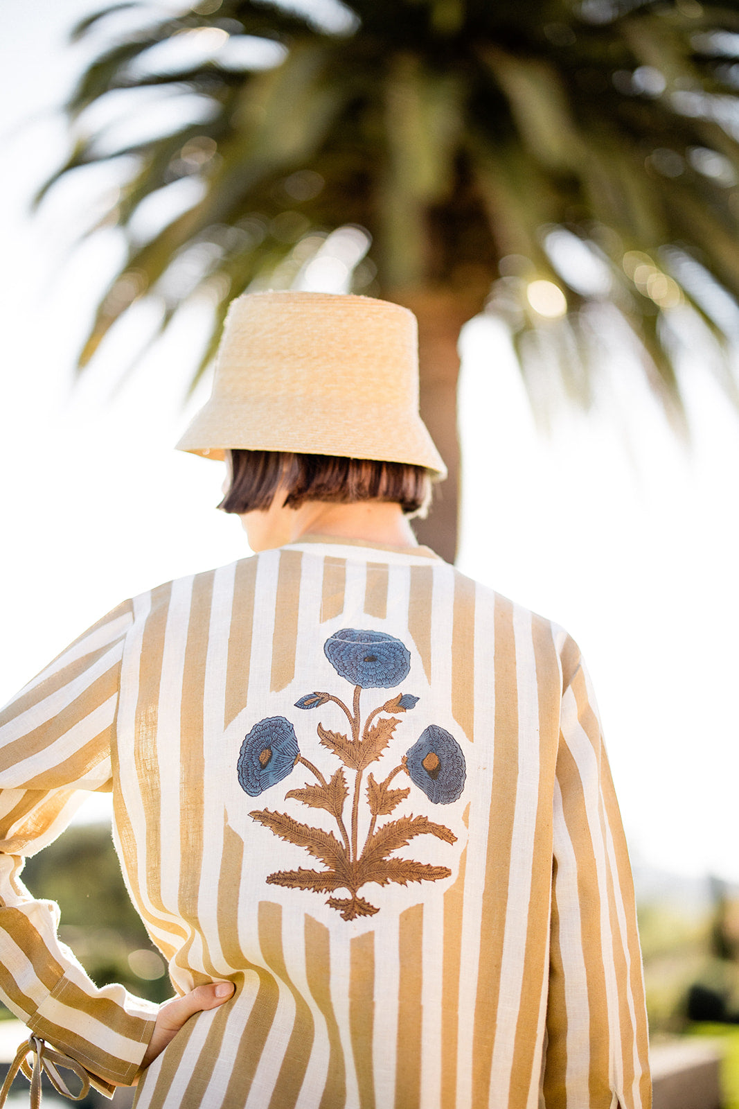 #color_khaki stripe