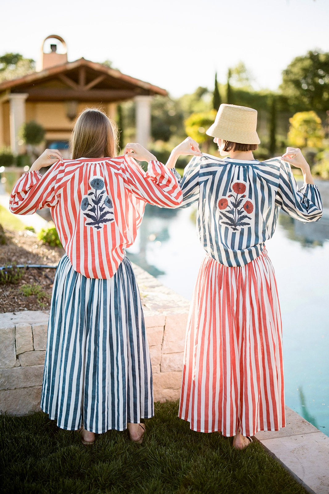 #color_navy stripe #color_red stripe
