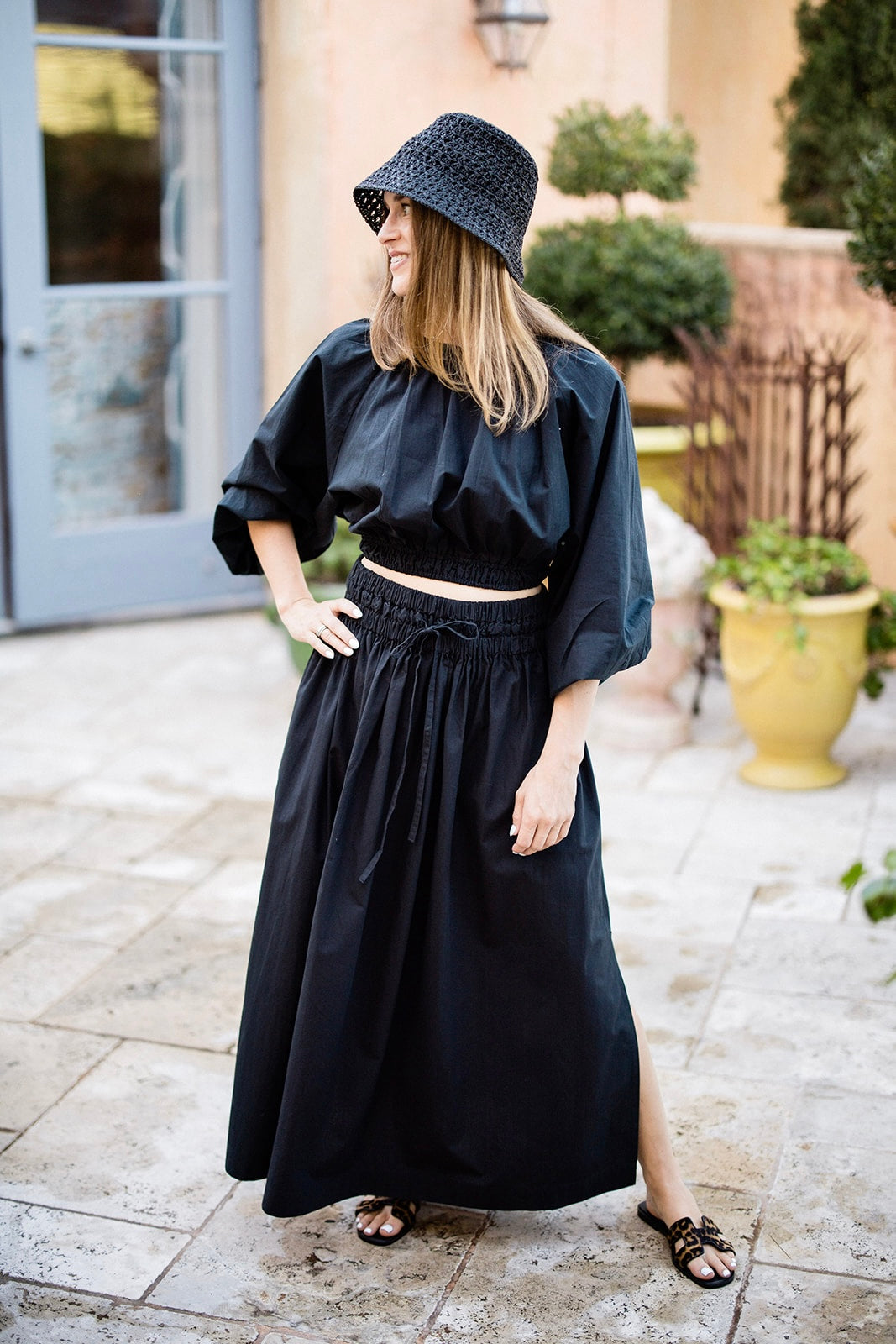 #color_black