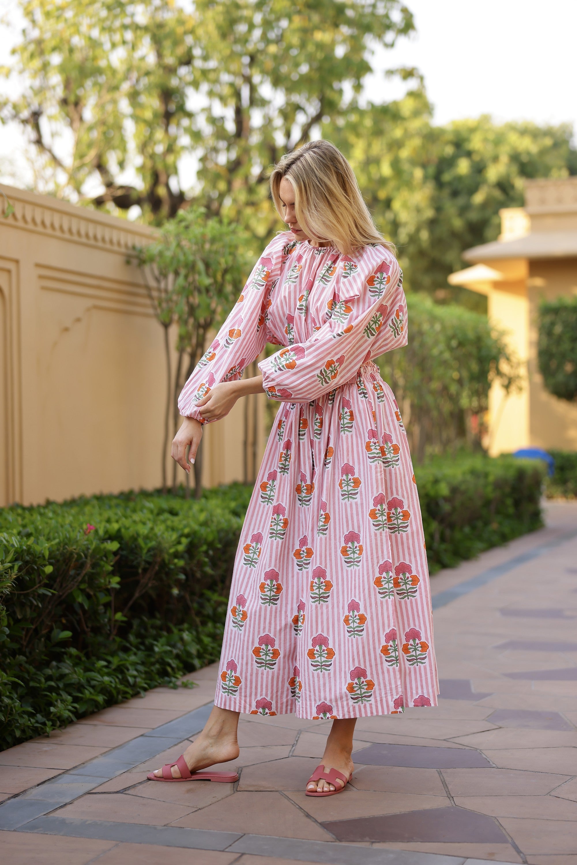 #color_Pink Orange flower