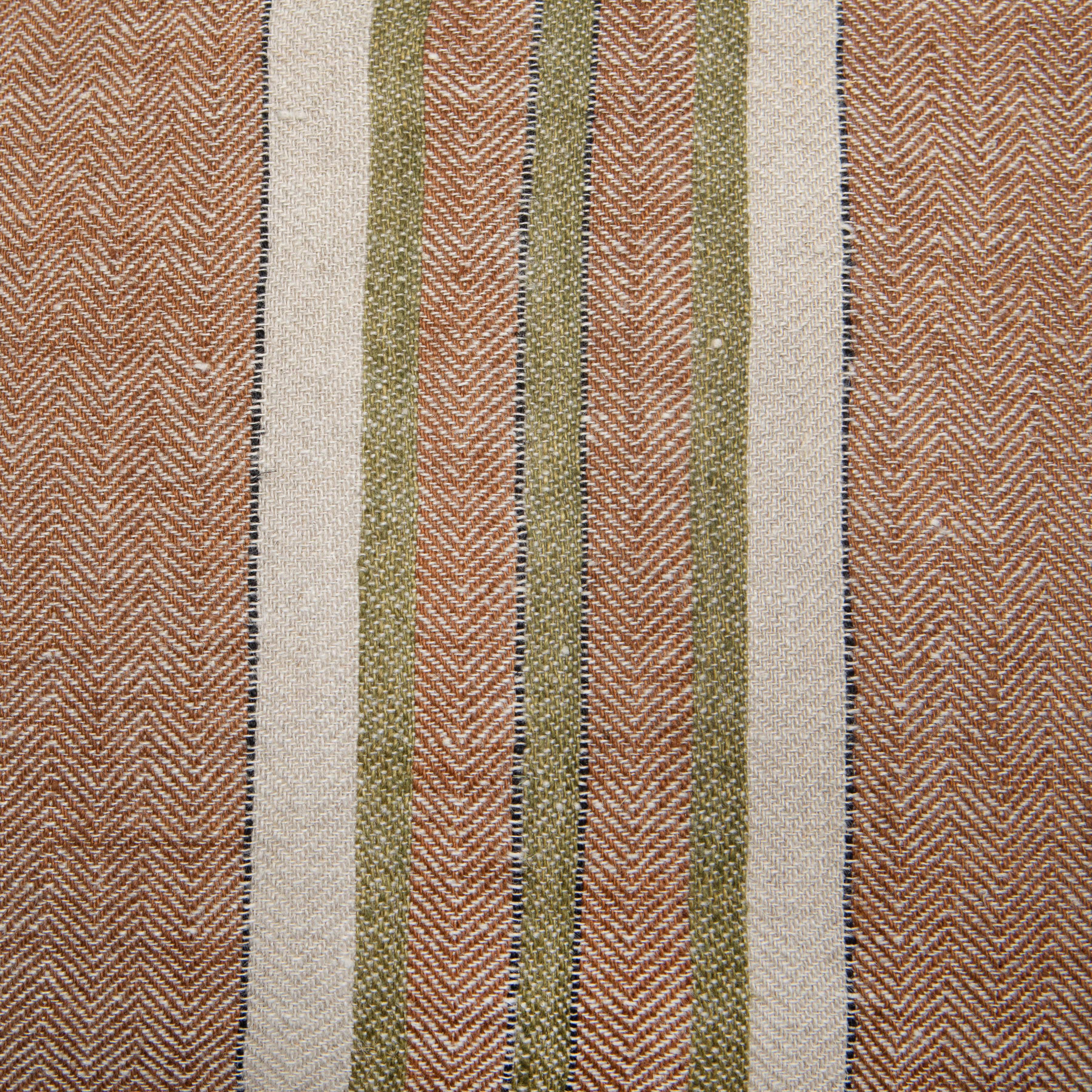 #color_chestnut olive