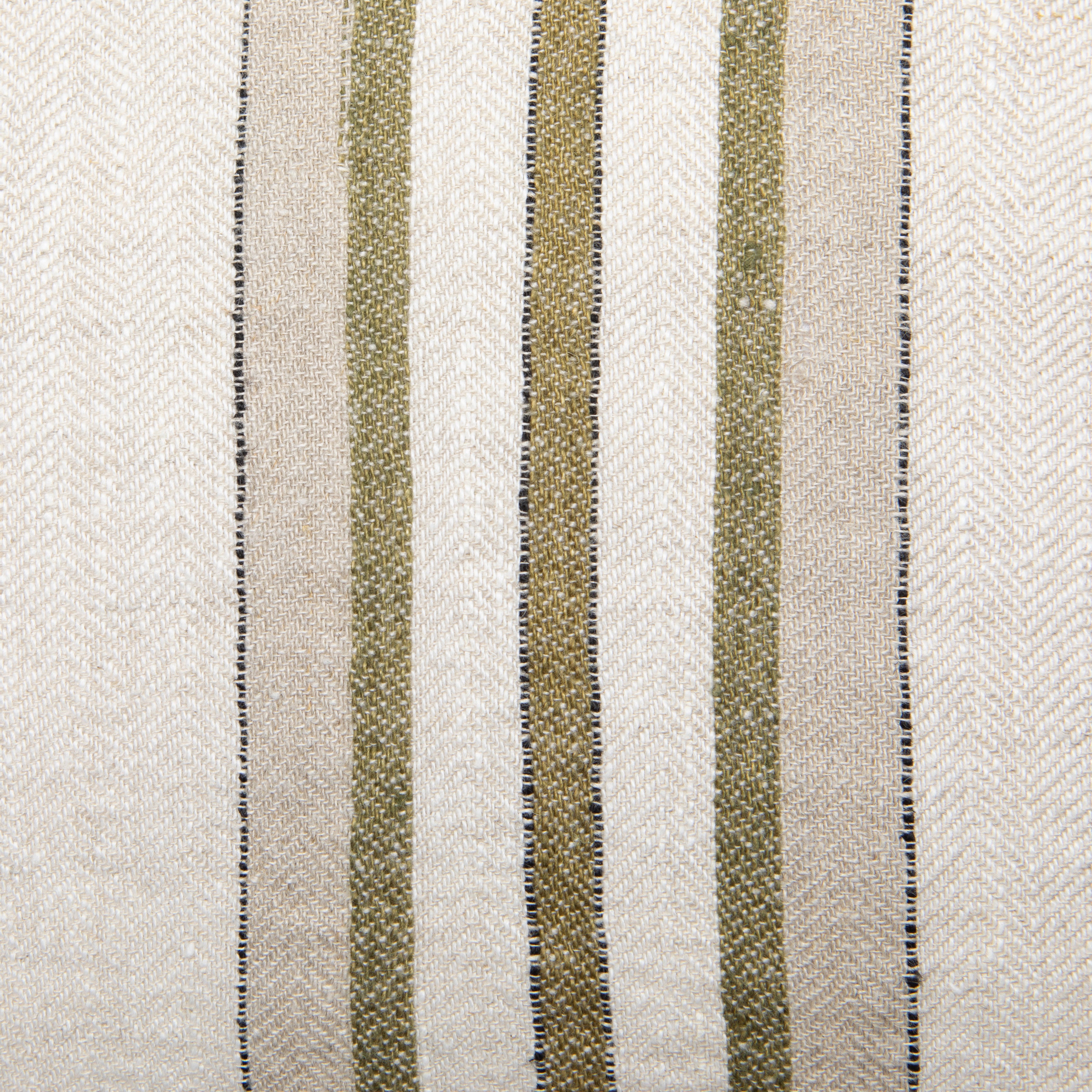 #color_natural olive