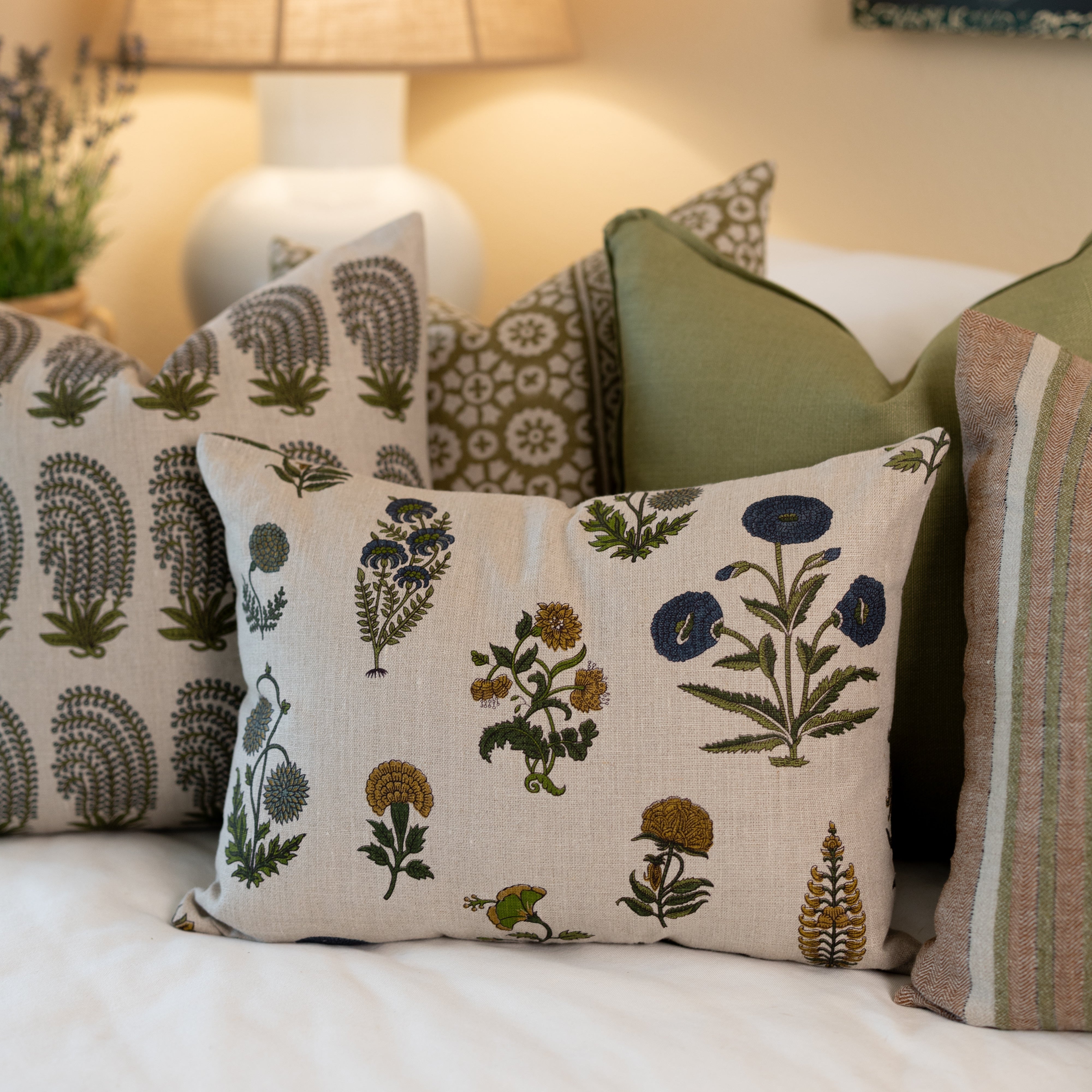 #color_Citrine Blue Natural