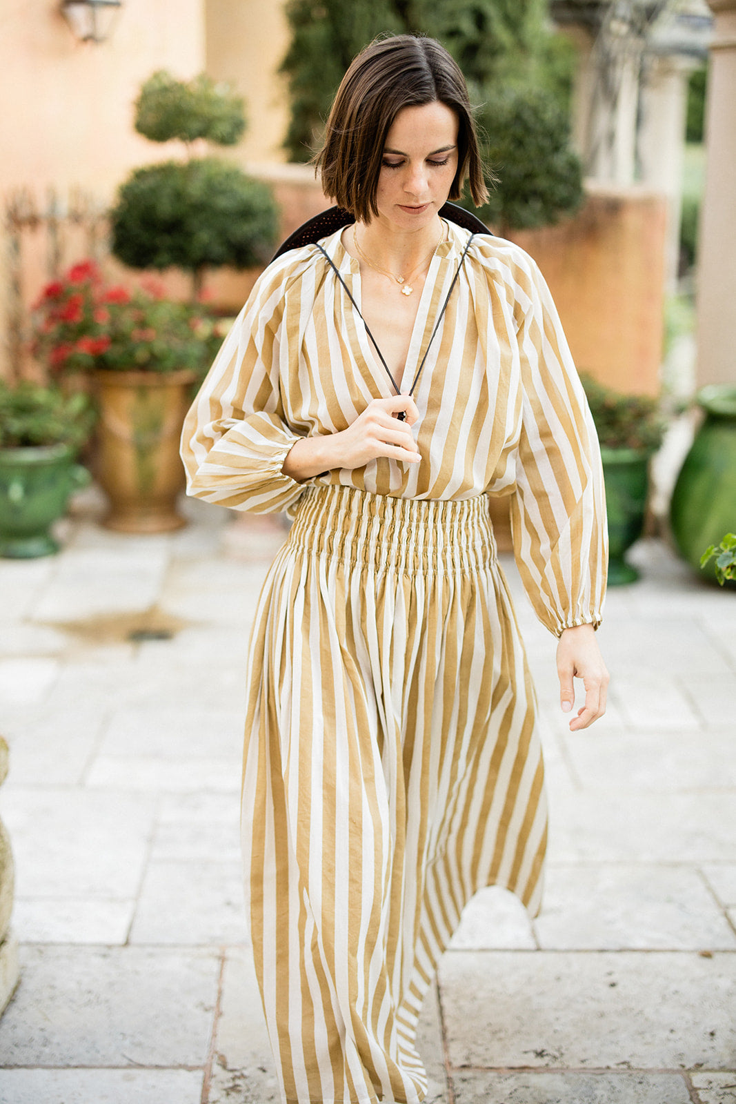 #color_khaki stripe