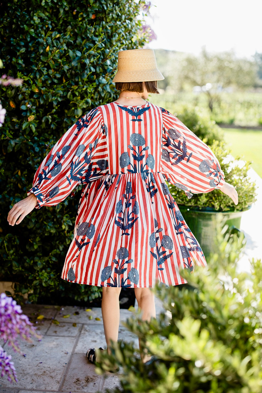 #color_Navy Red